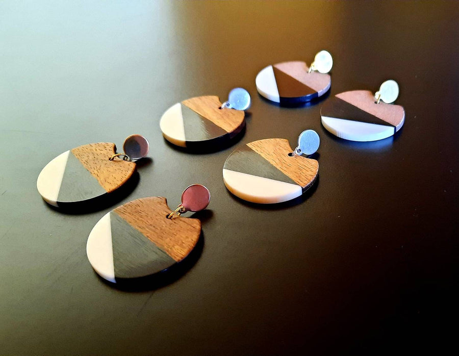 Red and white wooden earrings/ studs, walnut wood circles with triangles, dyed synthetic resin, handmade, earrings from Germany, 6 cm