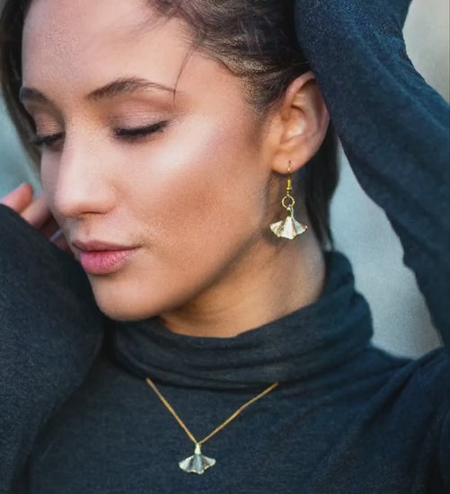 Jewelry set with golden ginkgo leaf, gold-plated hanging earrings and necklace with filigree gingko leaf, yellow gold gold plated, Germany