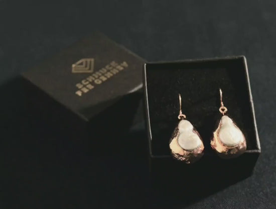 Rose gold earrings with large, white freshwater pearl, rose gold gold-plated, genuine cultured pearl in white, hanging earrings in rose gold, handmade