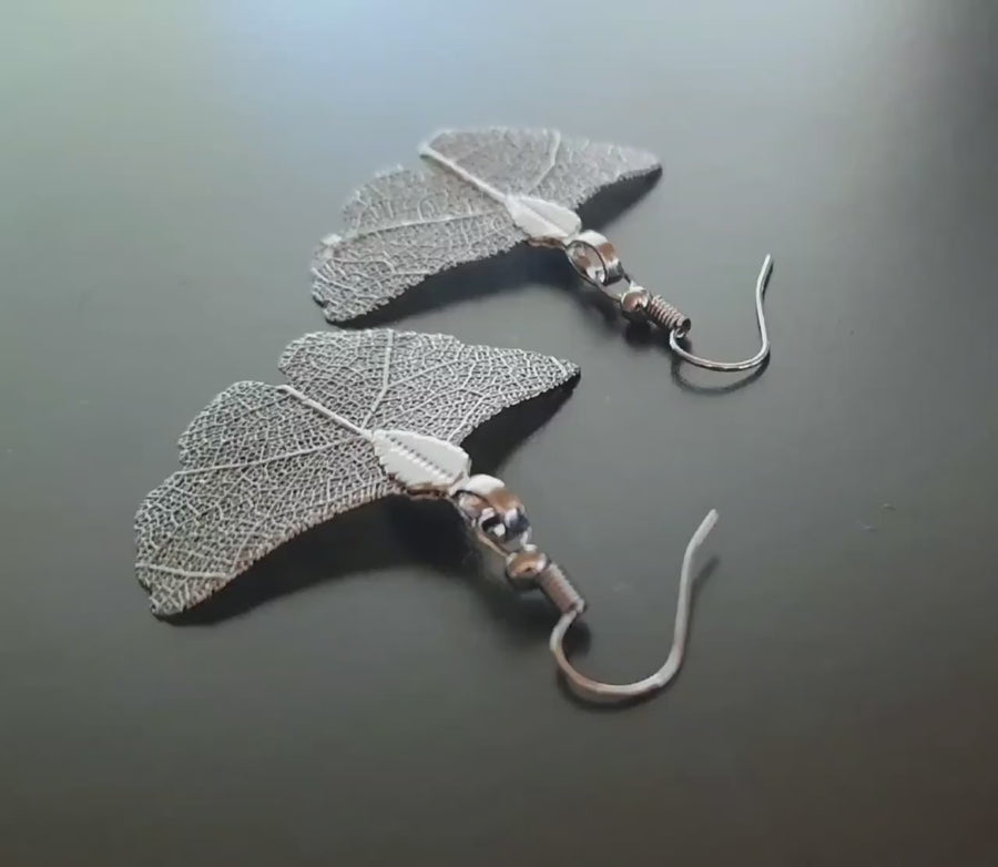 Ginkgo earrings in black, real gingko leaves on hanging earrings, filigree, genuine, black leaf flatinated, handmade, Germany