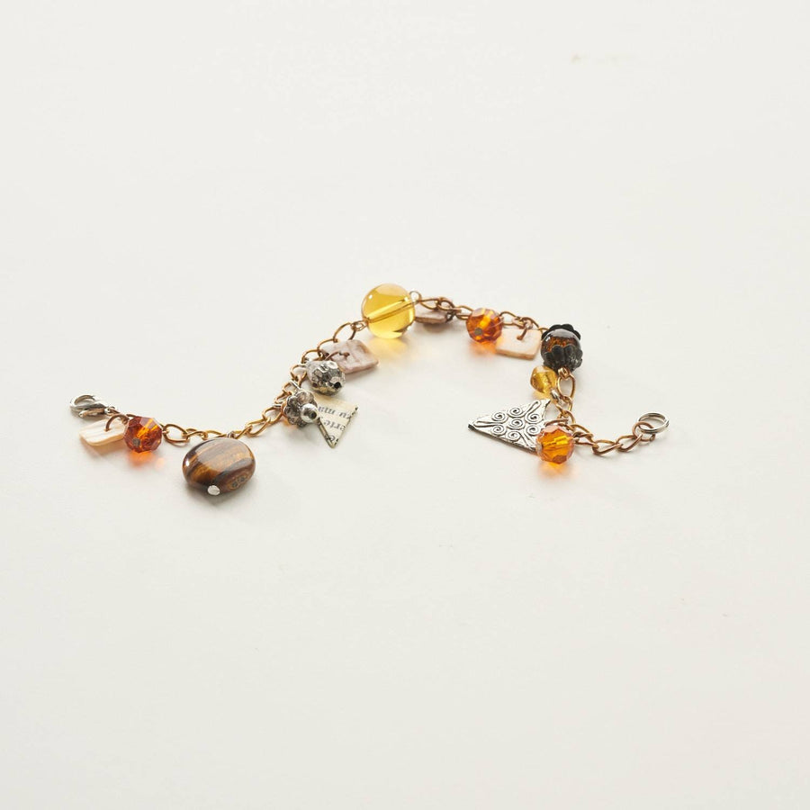 Yellow-orange begging bracelet / beaded bracelet, bracelet with glass beads and metal pendants in yellow, beige, orange, new, handmade, Germany