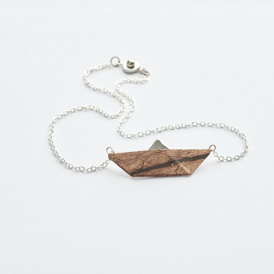 Brown paper boat, paper chain, wood look, bronze link chain, folded paper ship, ship, sail, handmade, Germany