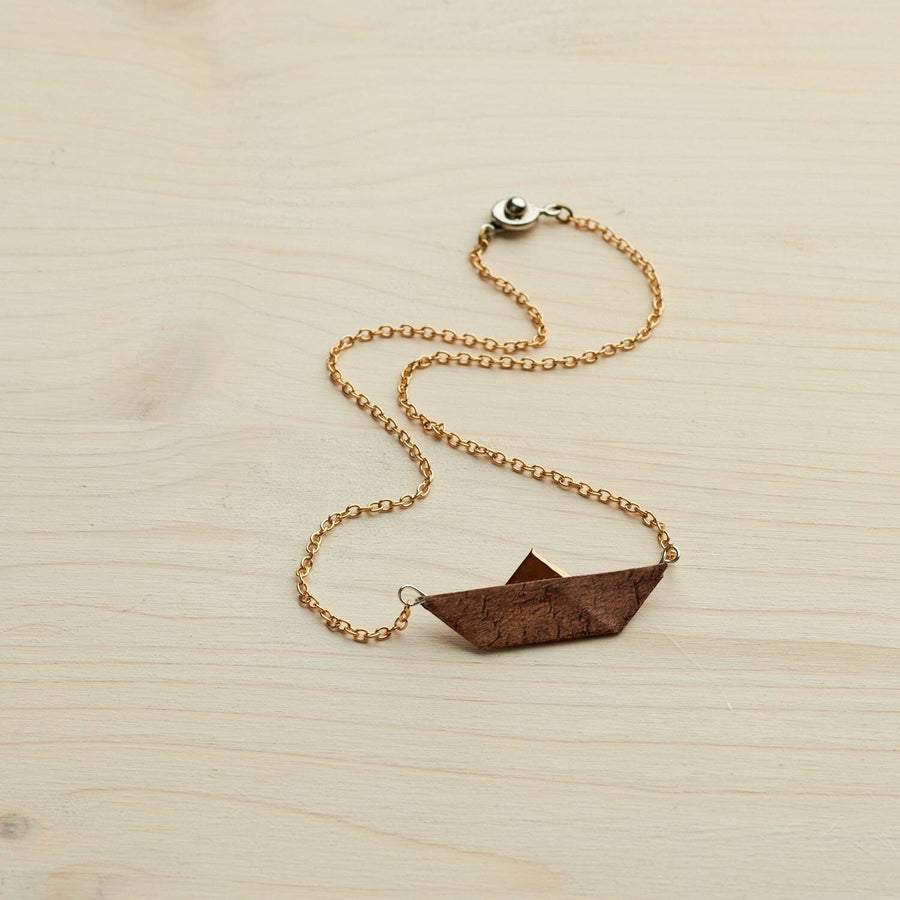 Brown paper boat, paper chain, wood look, bronze link chain, folded paper ship, ship, sail, handmade, Germany