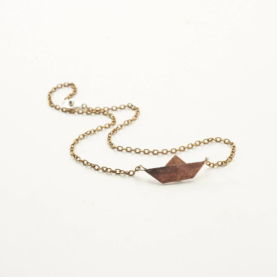 Brown paper boat, paper chain, wood look, bronze link chain, folded paper ship, ship, sail, handmade, Germany