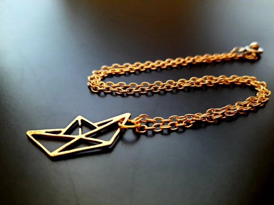 Golden boat necklace, necklace in origamistil, fine link chain, gold, boat pendant, 40-60 cm, new, handmade, Germany