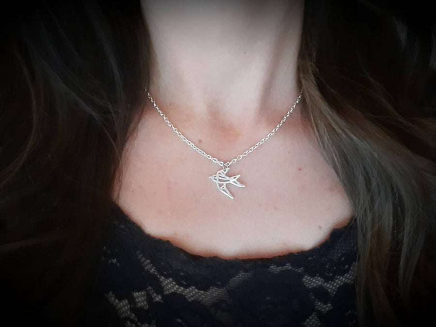 Silver swallow necklace, necklace, necklace with metal pendant, fine link necklace, silver coloured, 40-60 cm, handmade, Germany, new