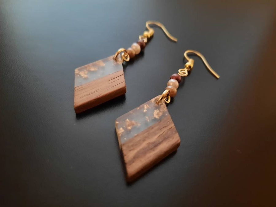 Silver-transparent wooden earrings in the form of tears made of walnut wood, resin and gold foil, new, handmade earrings from Germany, 5 cm