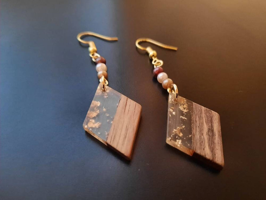 Gold-transparent wooden earrings in the form of tears made of walnut wood, resin and gold foil, new, handmade earrings from Germany, 5 cm