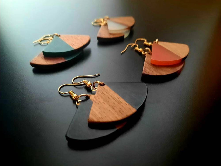 Colorful wooden earrings in the form of fans made of walnut wood and colored resin, new, handmade earrings, Germany, also nickel-free, 5 cm