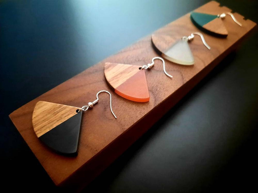 Colorful wooden earrings in the form of fans made of walnut wood and colored resin, new, handmade earrings, Germany, also nickel-free, 5 cm