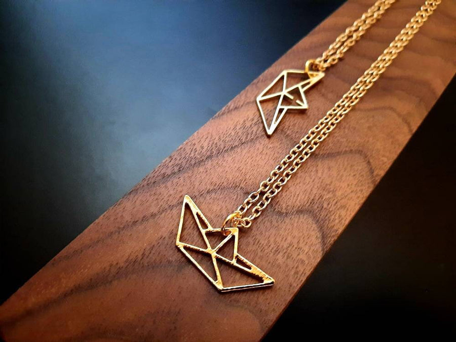 Golden boat necklace, necklace in origamistil, fine link chain, gold, boat pendant, 40-60 cm, new, handmade, Germany