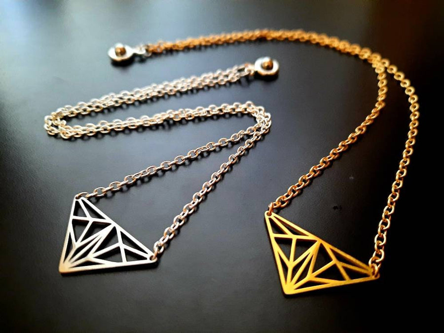 Silver triangles on necklace, necklace with metal pendant, origamistil, fine link necklace, 40-60 cm, handmade, Germany, new