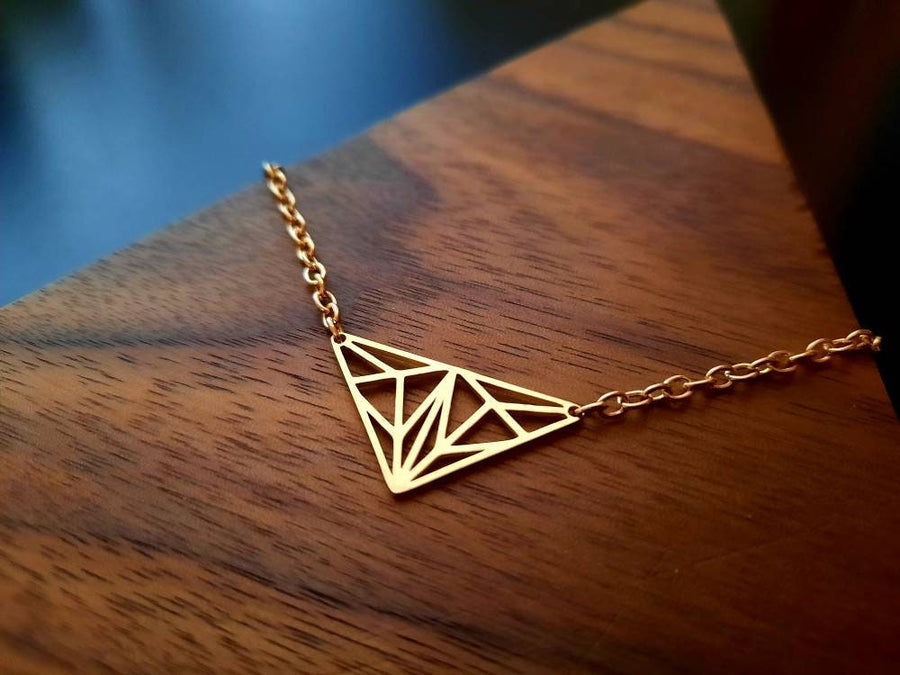 Golden triangles on necklace, chain with metal pendant, origami style, delicate link chain, 40-60 cm, handmade, Germany, new