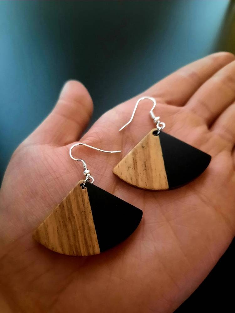 Transparent wooden earrings in the form of fans made of walnut wood and synthetic resin, handmade earrings, Germany, also nickel-free, 5 cm