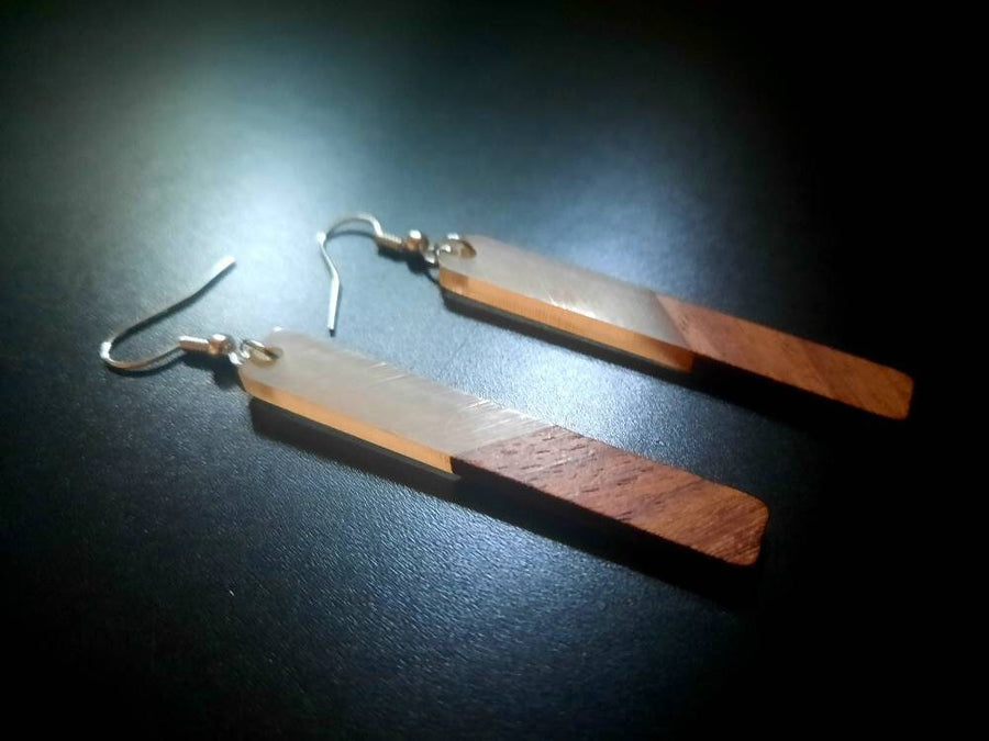 Transparent wooden earrings in the form of long sticks, walnut wood and transparent resin, handmade earrings, Germany, 7 cm