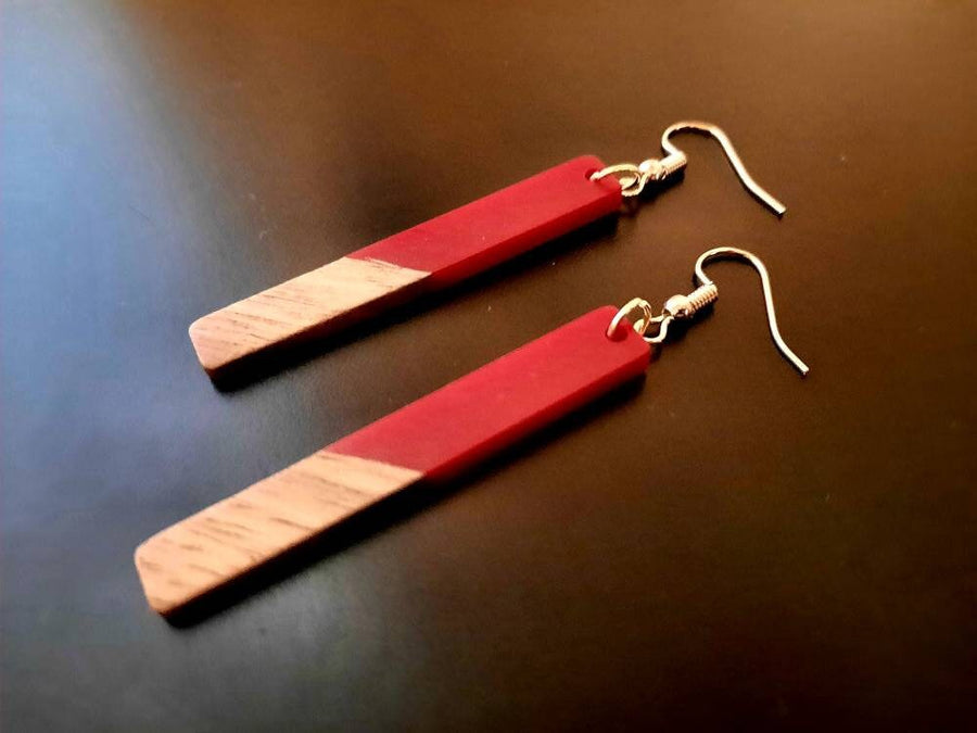 Frosted glass/ light grey-brown wooden earrings in the form of long rods, made of walnut wood, synthetic resin, handmade earrings, Germany, 7 cm