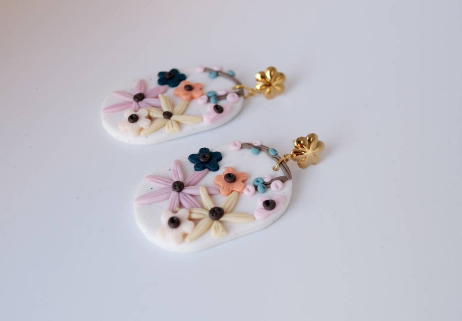 White polymerclay earrings with colorful flowers (orange, blue, pink) and golden studs, handmade, Germany, 6 cm, creamy white