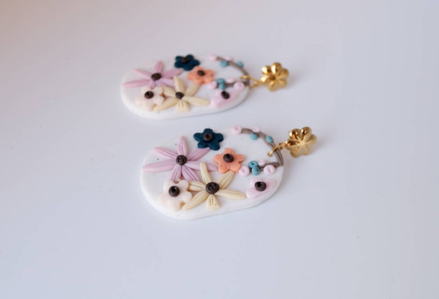 White polymerclay earrings with colorful flowers (orange, blue, pink) and golden studs, handmade, Germany, 6 cm, creamy white