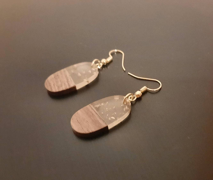 Silver-transparent wooden earrings with silver foil, walnut wood and synthetic resin, hanging earrings, earrings, Germany, 3 cm, handmade, unique