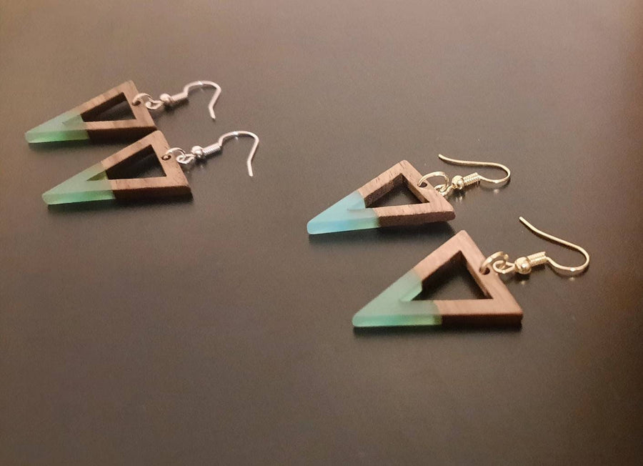 Turquoise-light blue wooden earrings, shape of triangles with hole, walnut wood and resin, new, handmade earrings from Germany, 4 cm, blue