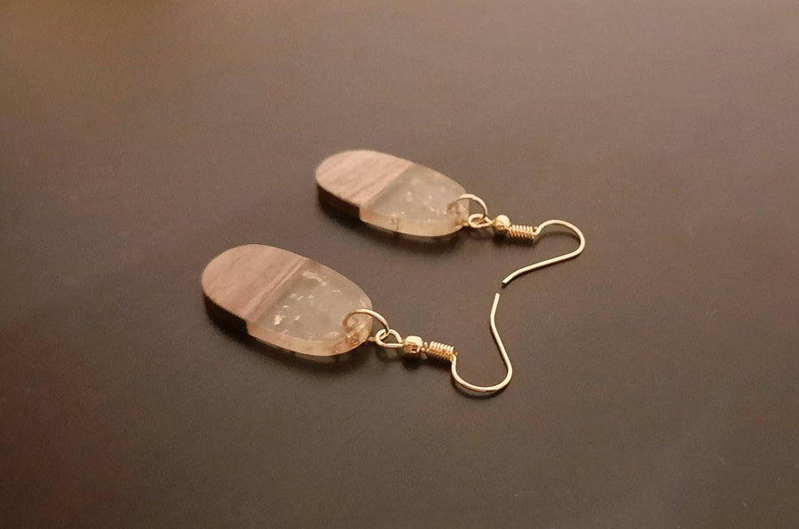 Silver-transparent wooden earrings with silver foil, walnut wood and synthetic resin, hanging earrings, earrings, Germany, 3 cm, handmade, unique