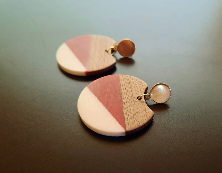 Red and white wooden earrings/ studs, walnut wood circles with triangles, dyed synthetic resin, handmade, earrings from Germany, 6 cm