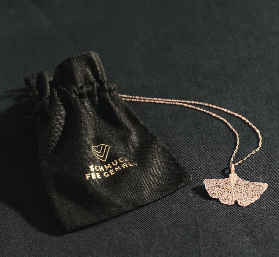 Chaîne avec feuille de ginkgo plaquée or rosé, feuille de ginkgo plaquée or rosé, collier avec pendentif en filigrane, feuille véritable, or rosé, chaîne, Allemagne, fait main, nouveau