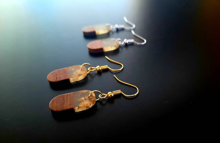 Silver wooden earrings, oval hanging earrings made of real walnut wood, synthetic resin and silver foil, handmade earrings from Germany, 3 cm