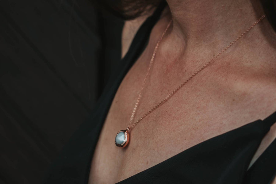 Rose gold necklace with large, white freshwater pearl, rose gold gold-plated, genuine cultured pearl in white, necklace in red gold from Germany