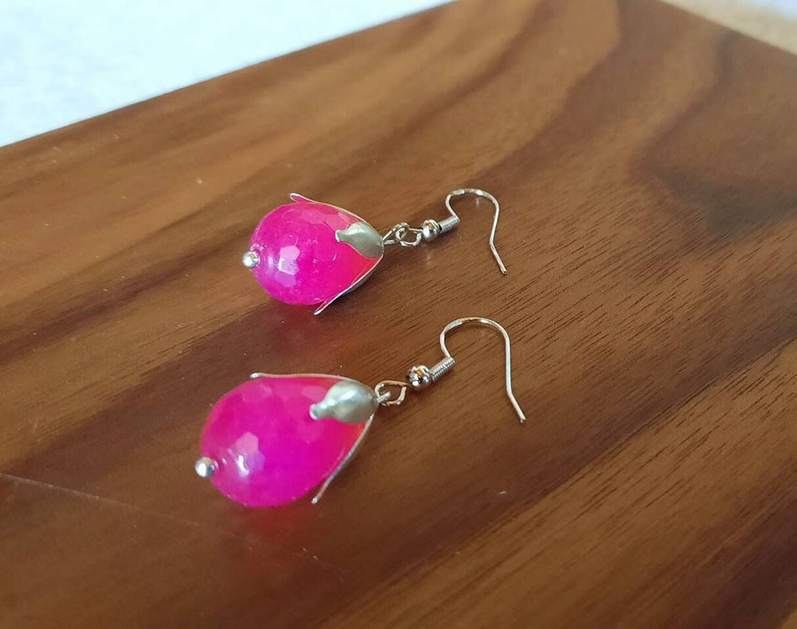 Pinkner Agate as hanging earrings with silver setting. Real silver, nickel-free, real agate in pink, handmade in Germany, gemstone